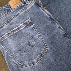 AMERICAN EAGLE Jeans Blue Size 14 Raw Hem Women's